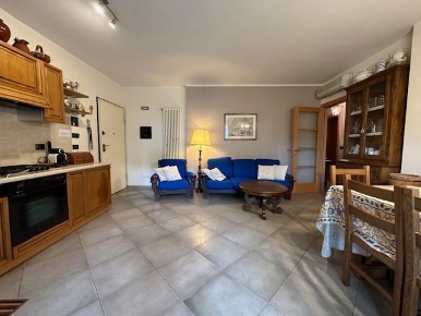 Foto Appartamento a Camaiore Lido di Camaiore di 75 m² con 5 locali