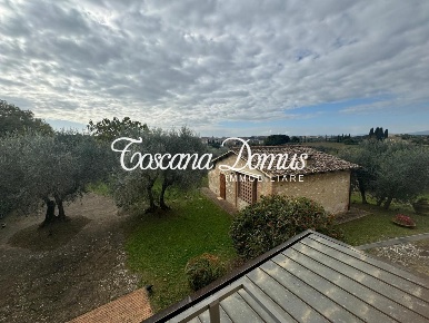 Foto Casa indipendente a Siena Piazza del Campo - Duprè di 350 m²