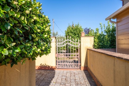 Foto Appartamento a Pontedera Santa Lucia, La Borra di 75 m² con 3 locali