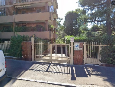 Foto Box a Milano Certosa di 18 m² con 1 locali in vendita