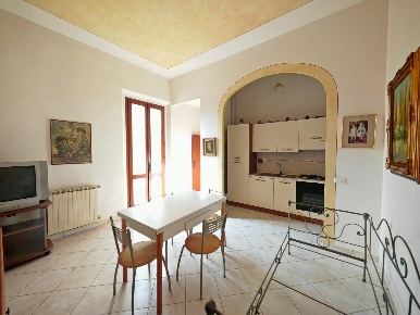 Foto Appartamento a Ponsacco Centro di 83 m² con 4 locali in vendita