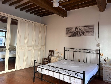 Foto Appartamento a San Gimignano di 60 m² con 3 locali in affitto