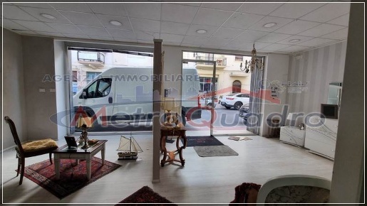 Foto Locale commerciale a Canicattì di 200 m² in affitto