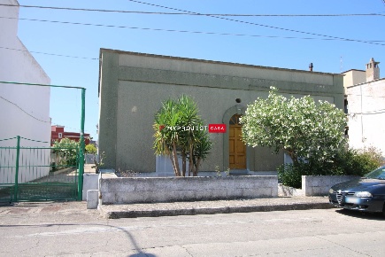 Foto Villa unifamiliare in Via Mesole  53, Crispiano di 206 m² con 5 locali