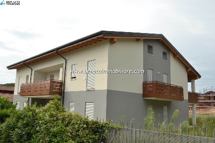 Foto Appartamento a Costermano sul Garda di 100 m² con 3 locali in vendita