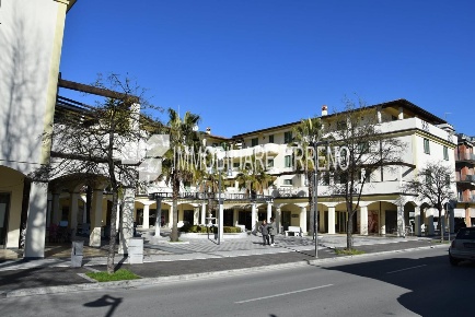 Foto Appartamento a Massa Marina di Massa Centro di 65 m² con 3 locali