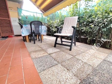 Foto Appartamento a Massa Marina di Massa Centro di 70 m² con 3 locali