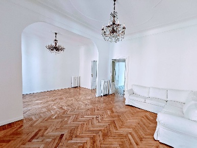 Foto Appartamento in Via Spartaco, Milano Cadore di 165 m² con 4 locali
