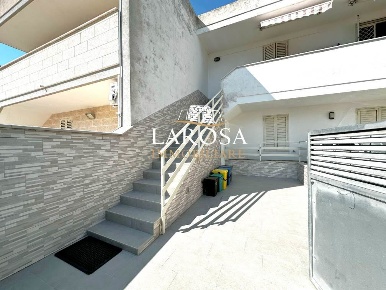 Foto Appartamento a Melendugno San Foca di 64 m² con 4 locali in vendita