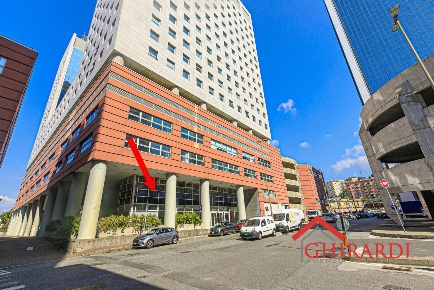 Foto Ufficio in Via Angelo Scarsellini 123, Genova Sampierdarena di 120 m²