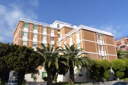 Foto Appartamento in Via Aurelia 84, San Bartolomeo al Mare Centro di 25 m²