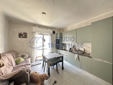 Foto Appartamento in Via Mameli, Taggia Centro di 60 m² con 3 locali