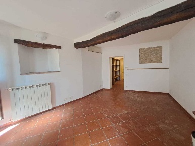 Foto Appartamento in Via Leone IV, Amelia Centro di 55 m² con 3 locali