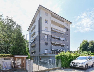 Foto Appartamento in Via Sicilia 7, Cesano Maderno di 96 m² con 3 locali