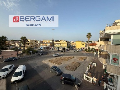 Foto Appartamento in Via San Giacomo 149, Nettuno di 64 m² con 4 locali