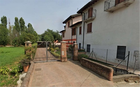 Foto Casa indipendente in Via Palazzina  8, Borgo San Giacomo Padernello