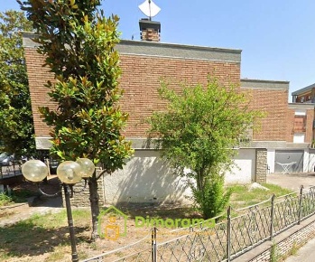 Foto Appartamento in Via Giosuè Carducci 25, Bellaria-Igea Marina di 346 m²