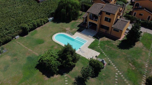 Foto Villa unifamiliare in via romana 33, Capannori Centro di 190 m²