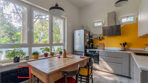 Foto Appartamento in via Wagner, Merano Centro di 61 m² con 2 locali
