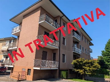 Foto Appartamento in via Milano  18, Pozzo d'Adda di 93 m² con 3 locali