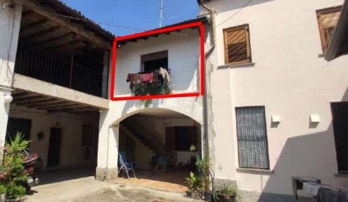 Foto Appartamento in Via Alessandro Volta  48, Rovello Porro di 100 m²