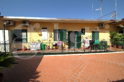 Foto Appartamento in Via Tenente Alberto Barone 43, Arzano di 104 m²