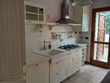 Foto Villa unifamiliare in Venola, Vergato di 172 m² con 6 locali
