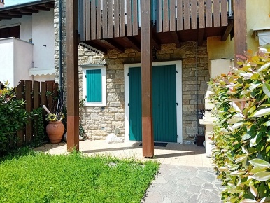Foto Appartamento in Via al poggio 102, Ranzanico di 93 m² con 3 locali