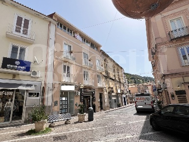 Foto Appartamento in Via VITTORIO EMANUELE 1, Amantea Centro di 238 m²
