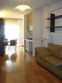 Foto Appartamento in Via Napoli  75, Bari Murat di 55 m² con 2 locali