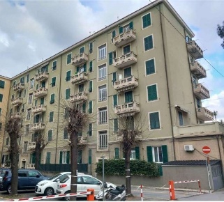 Foto Appartamento in Via Piero Maroncelli 1, Genova Sestri Ponente di 81 m²