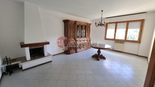Foto Appartamento a Borgo San Lorenzo di 85 m² con 4 locali in vendita