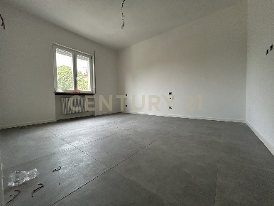 Foto Appartamento in Via Merano 22, Verona Borgo Roma di 106 m² in vendita