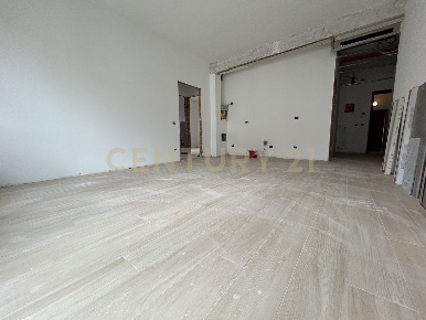 Foto Appartamento in Via Merano 22, Verona Borgo Roma di 98 m² con 4 locali