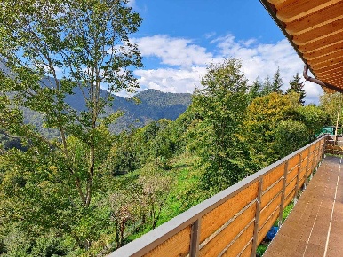 Foto Villa unifamiliare in Via San Pellegrino 5, Selvino di 210 m²