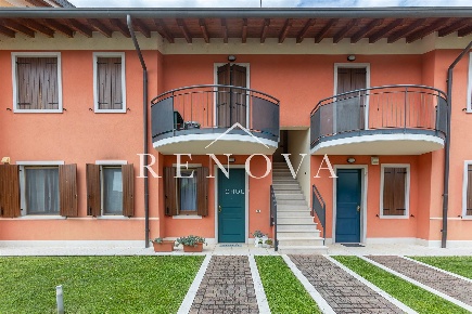 Foto Appartamento in via Mameli 19, Castelnuovo del Garda di 95 m²