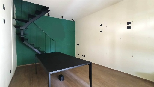 Foto Negozio a Pistoia Centro Storico di 33 m² con 1 locali in affitto