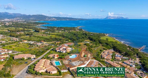 Foto Villa bifamiliare in Via Nazionale 31, Budoni Centro di 70 m²