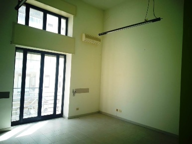 Foto Ufficio a Baronissi Centro di 48 m² con 2 locali in vendita
