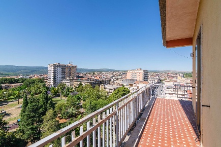 Foto Attico in Via Sebastiano Scamporlino 5, Francofonte di 170 m²