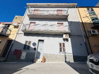 Foto Casa indipendente in via fratelli maniscalco  19, Lascari di 117 m²