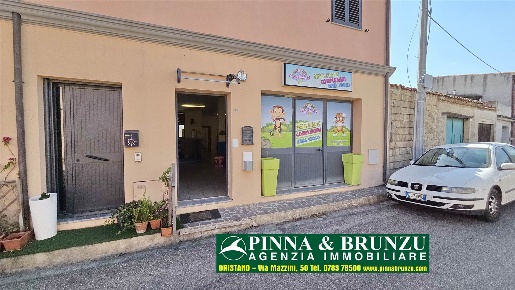 Foto Attività commerciale in Santa Barbara  74, San Vero Milis Centro