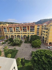 Foto Appartamento a Salerno Pastena - Pastena Alta di 85 m² con 4 locali