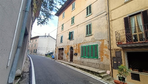 Foto Appartamento in via P.S. Mattei 10, Castiglione dei Pepoli Centro