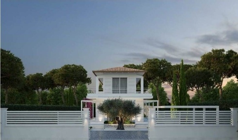 Foto Villa unifamiliare a Forte dei Marmi Vittoria Apuana di 190 m²