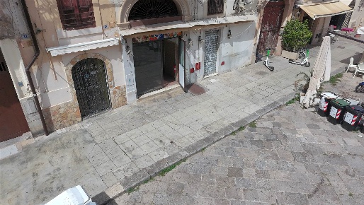 Foto Attività commerciale in Piazza Olivella  13, Palermo Castellammare