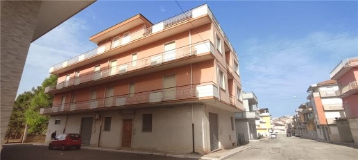 Foto Appartamento in -, San Nicandro Garganico di 205 m² con 13 locali
