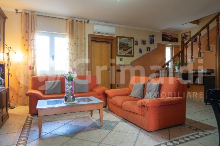 Foto Villa singola in Via VITTORIO EMANUELE 270, Parete di 250 m²