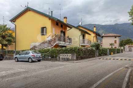Foto Duplex in Via Strizzot 28, Aviano Aviano Castello di 98 m² in vendita
