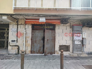 Foto Negozio in Nabucco, Napoli Pianura di 35 m² con 1 locali in affitto